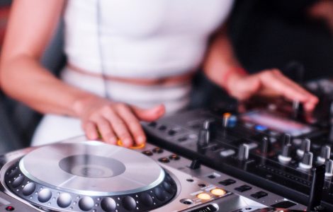choisir bon dj professionnel bouches du rhone